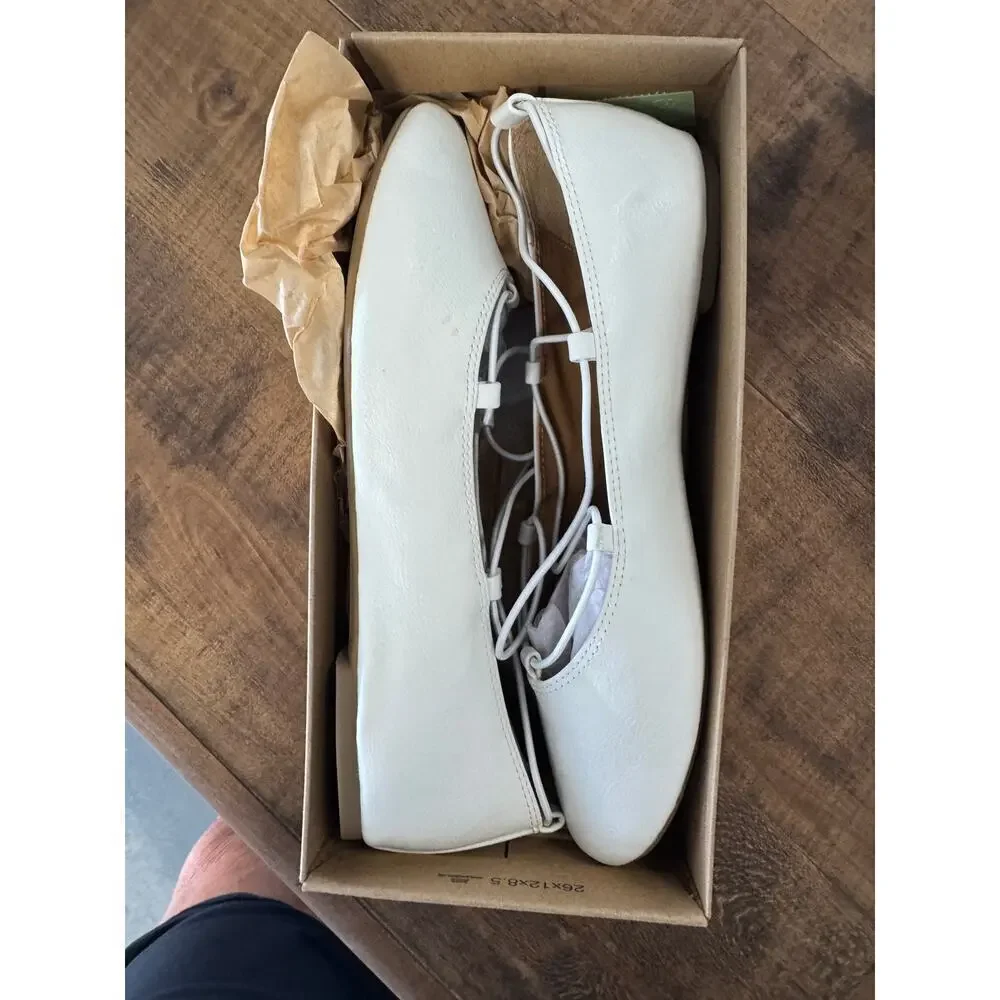 Lucky Brand EVIEE Girls Dress Ballet Shoes, size Girls/Youth 5; White; NEW!
